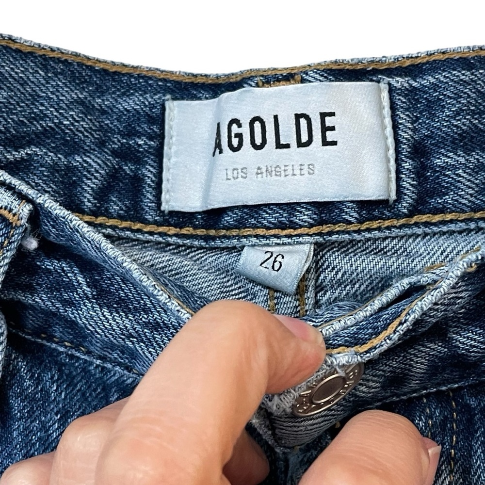 Agolde Riley High Rise Cropped Straight Jeans in Frequency - Picture 6 of 16